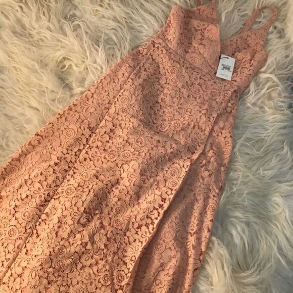 BARDOT Genoveve Lace Dress - Picture 4 of 8